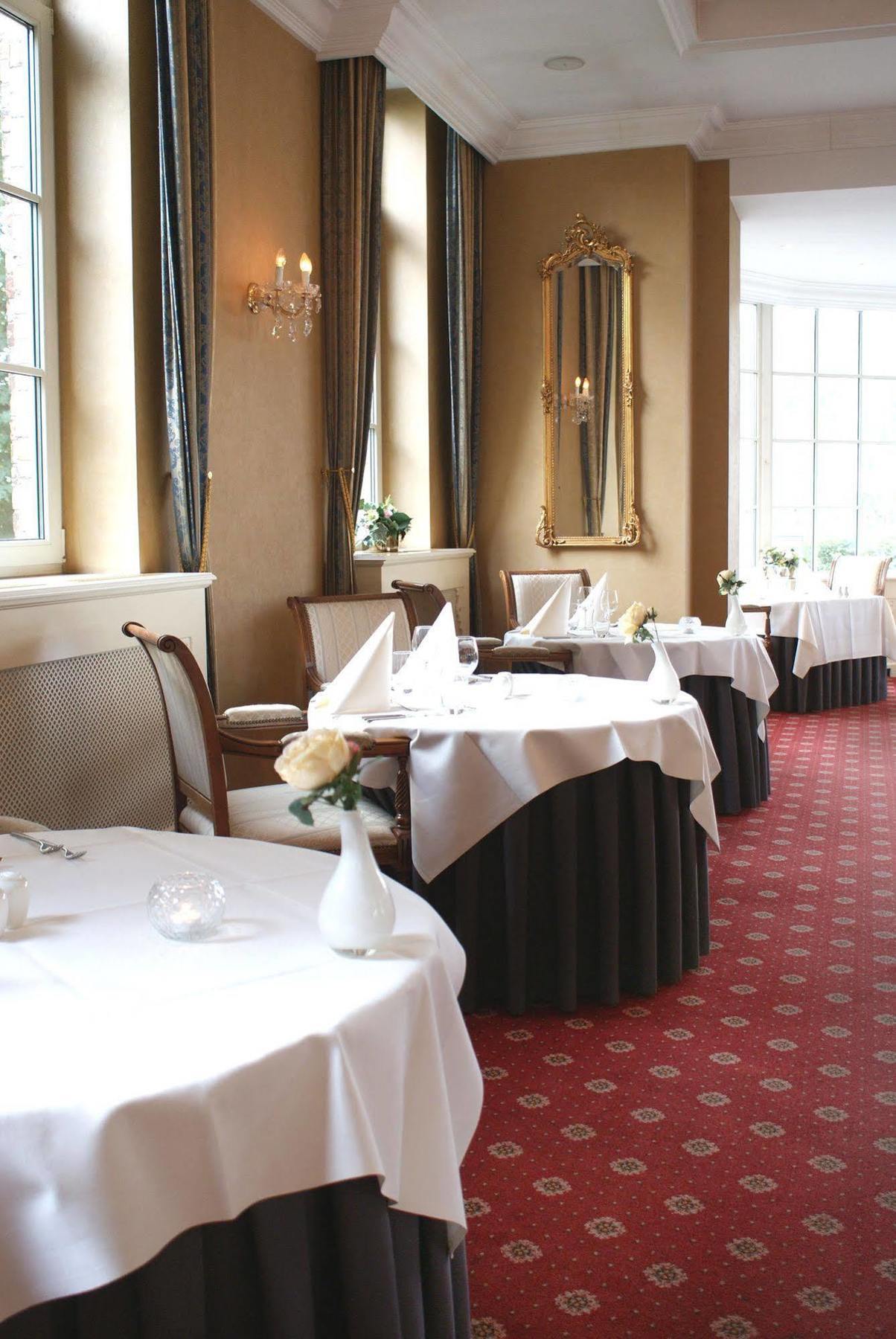 Fletcher Hotel-Restaurant De Dikke Van Dale L'Écluse Extérieur photo